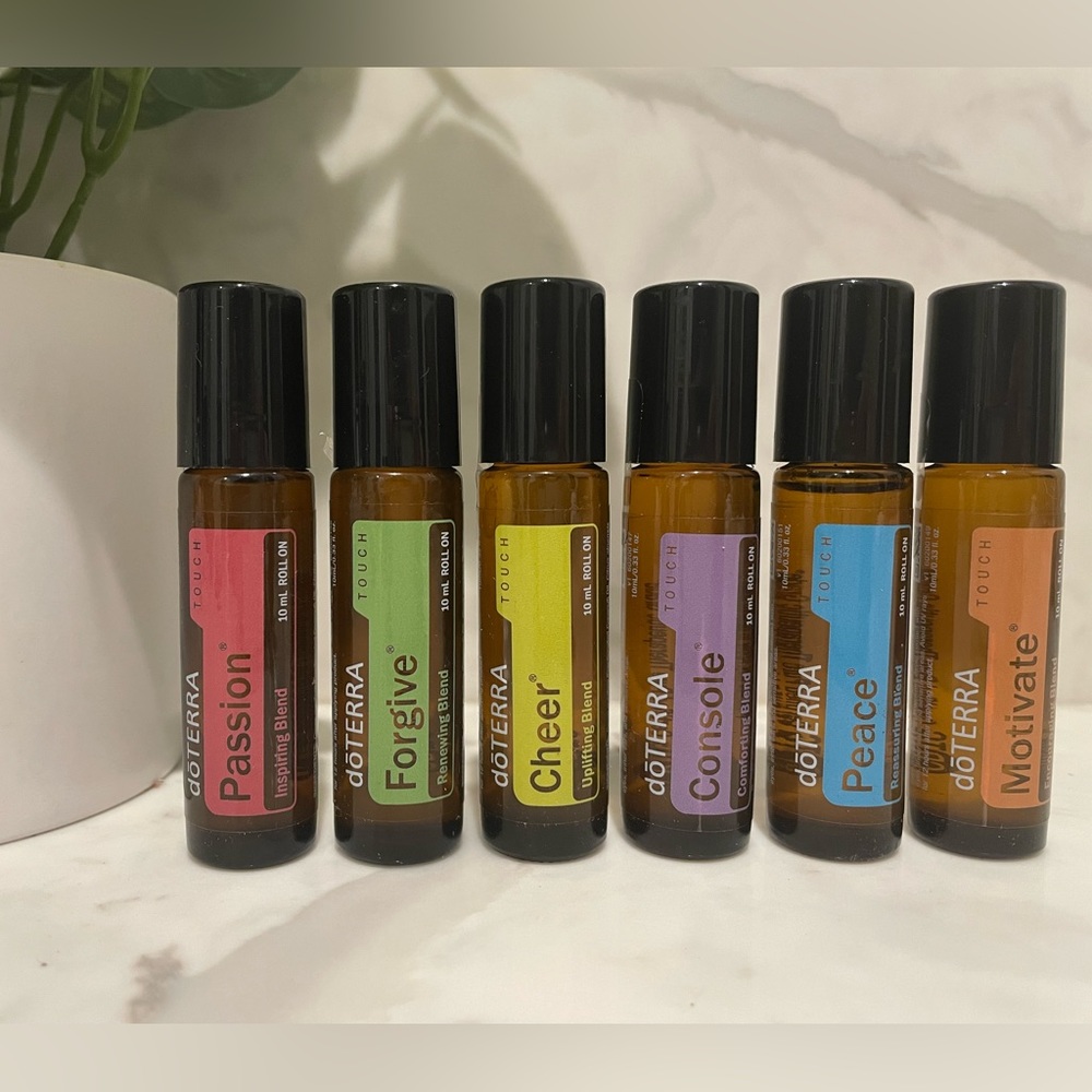 Aromatherapy touch blends